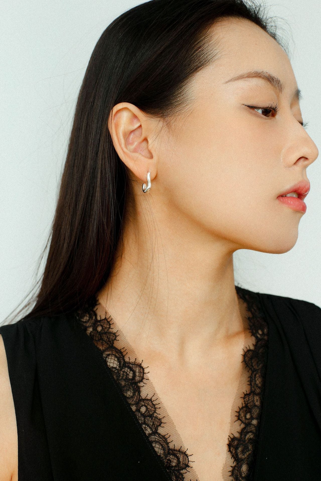 New Heart Series Heart - Shaped Swan Curve Earrings - floysun