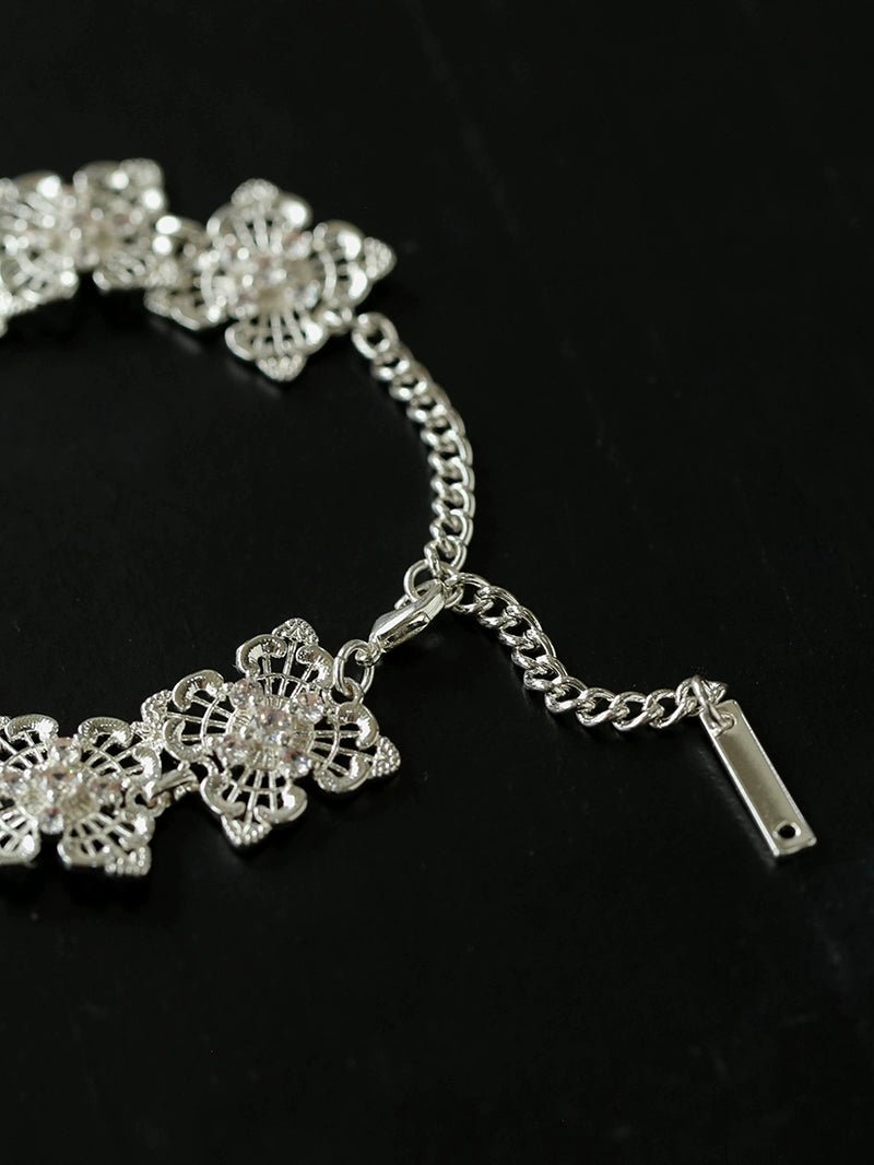 Niche Design Lace Four - leaf Clover Hollow Bracelet - floysun