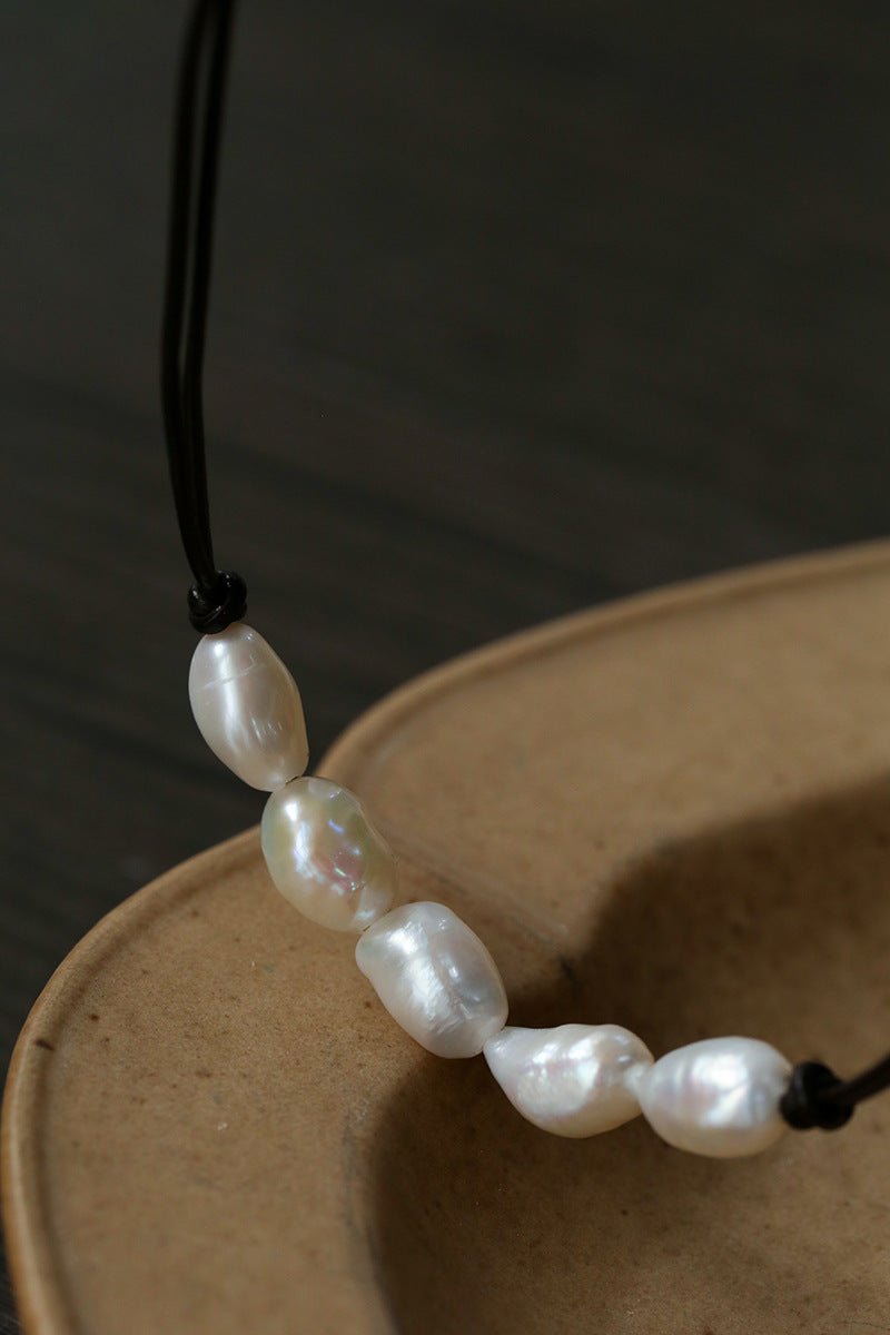 Niche Long Knotted Leather Pearl Short Necklace - floysun