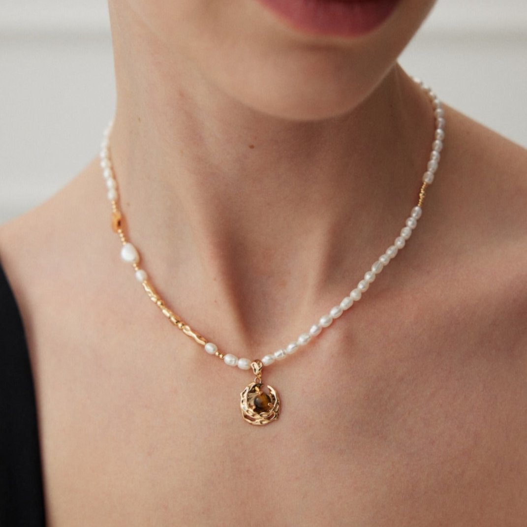 Pearl - Adorned Onyx Tiger Eye Pendant Necklace - floysun