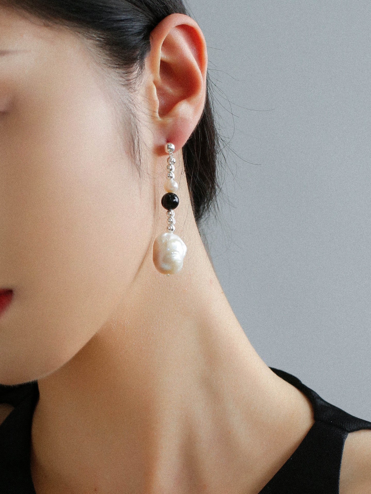 Pearl and Black Onyx Long Drop Earrings - floysun