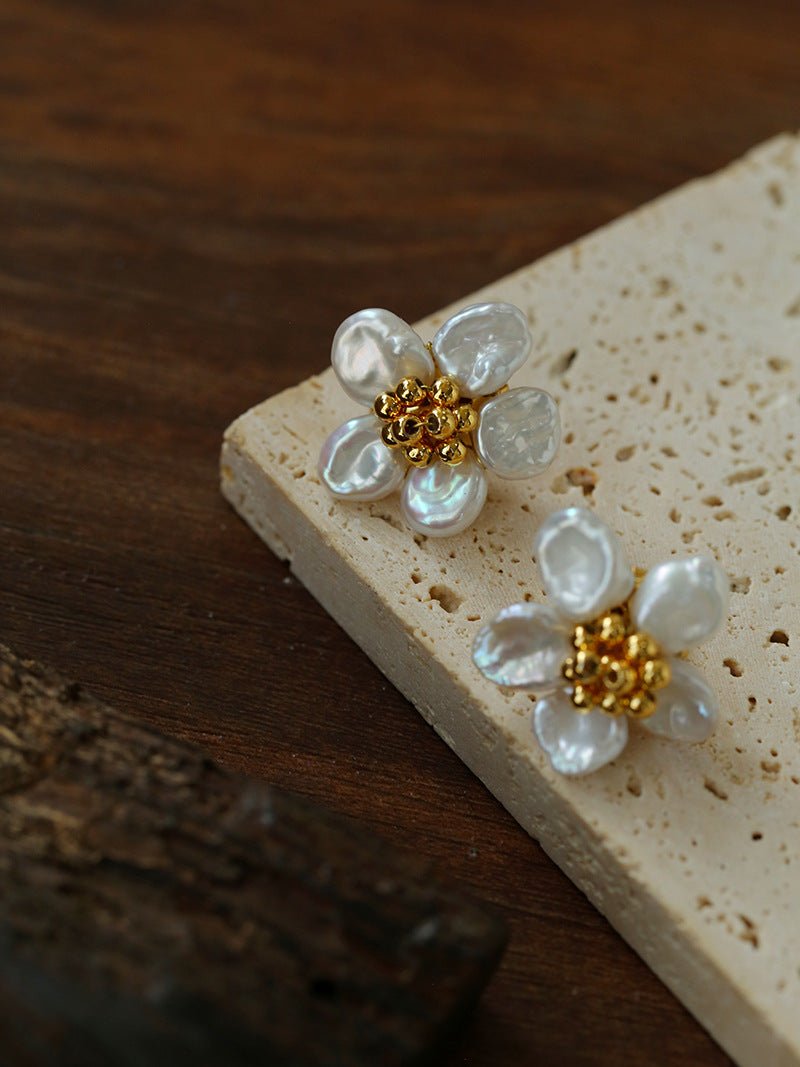 Pearl Floret Stud Earrings - floysun