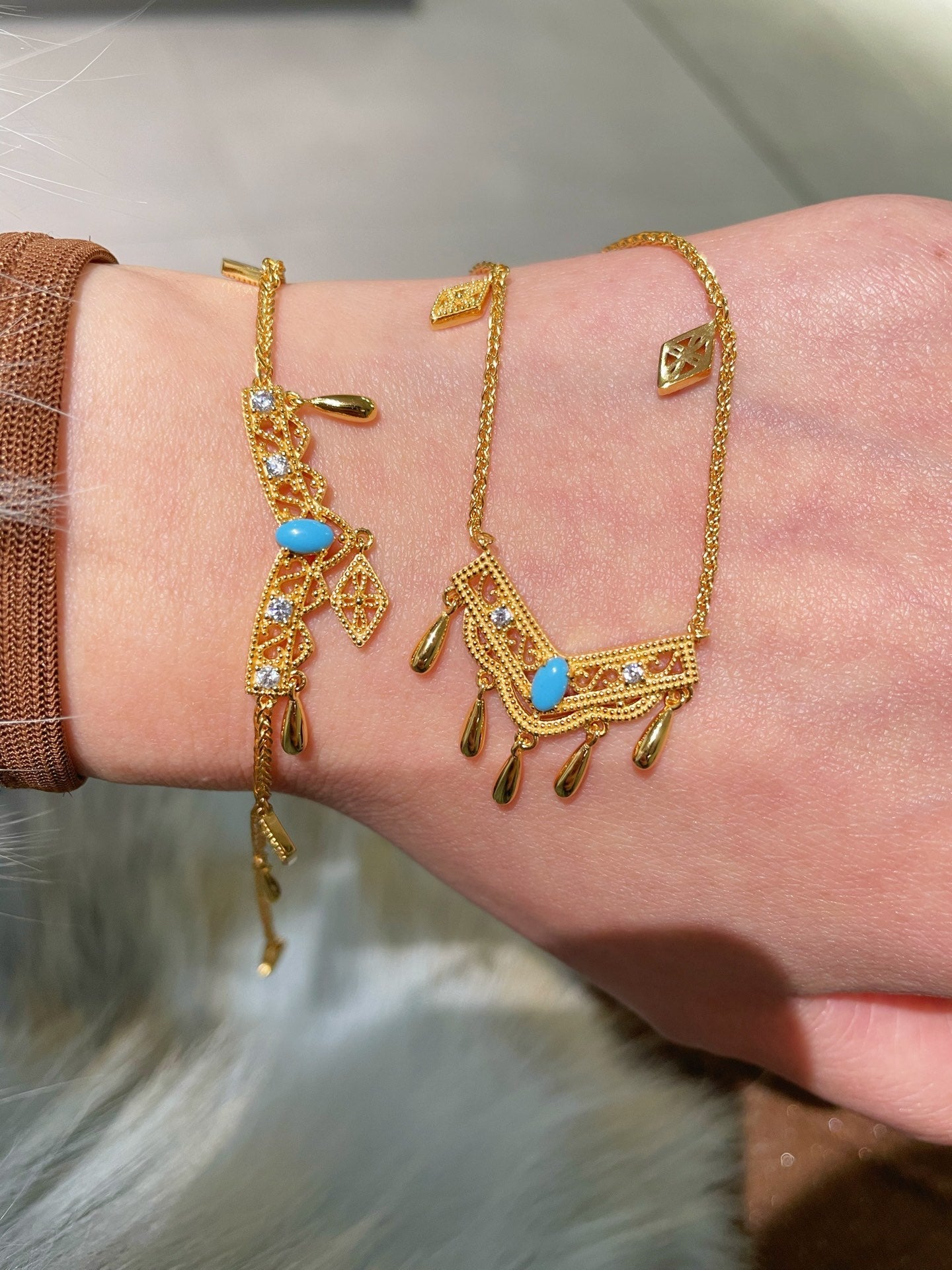 Phoenix Grace Tassel Blue Turquoise Filigree Bracelet - floysun