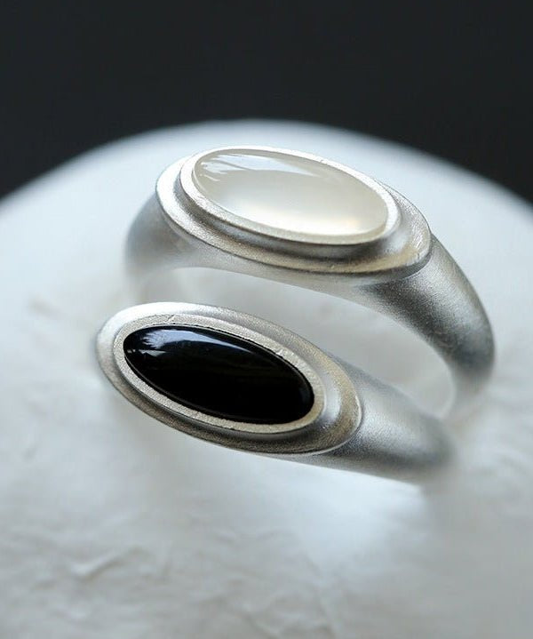 Pure Silver Satellite Ring - White Chalcedony/Black Onyx - floysun