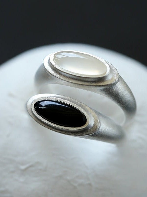 Pure Silver Satellite Ring - White Chalcedony/Black Onyx - floysun