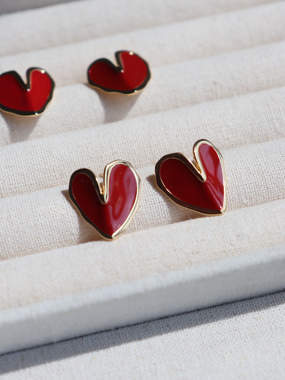 Red Enamel Glaze Folded Love Hearts Stud Earrings - floysun