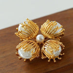 Retro Hollow Stamen Brooch - floysun