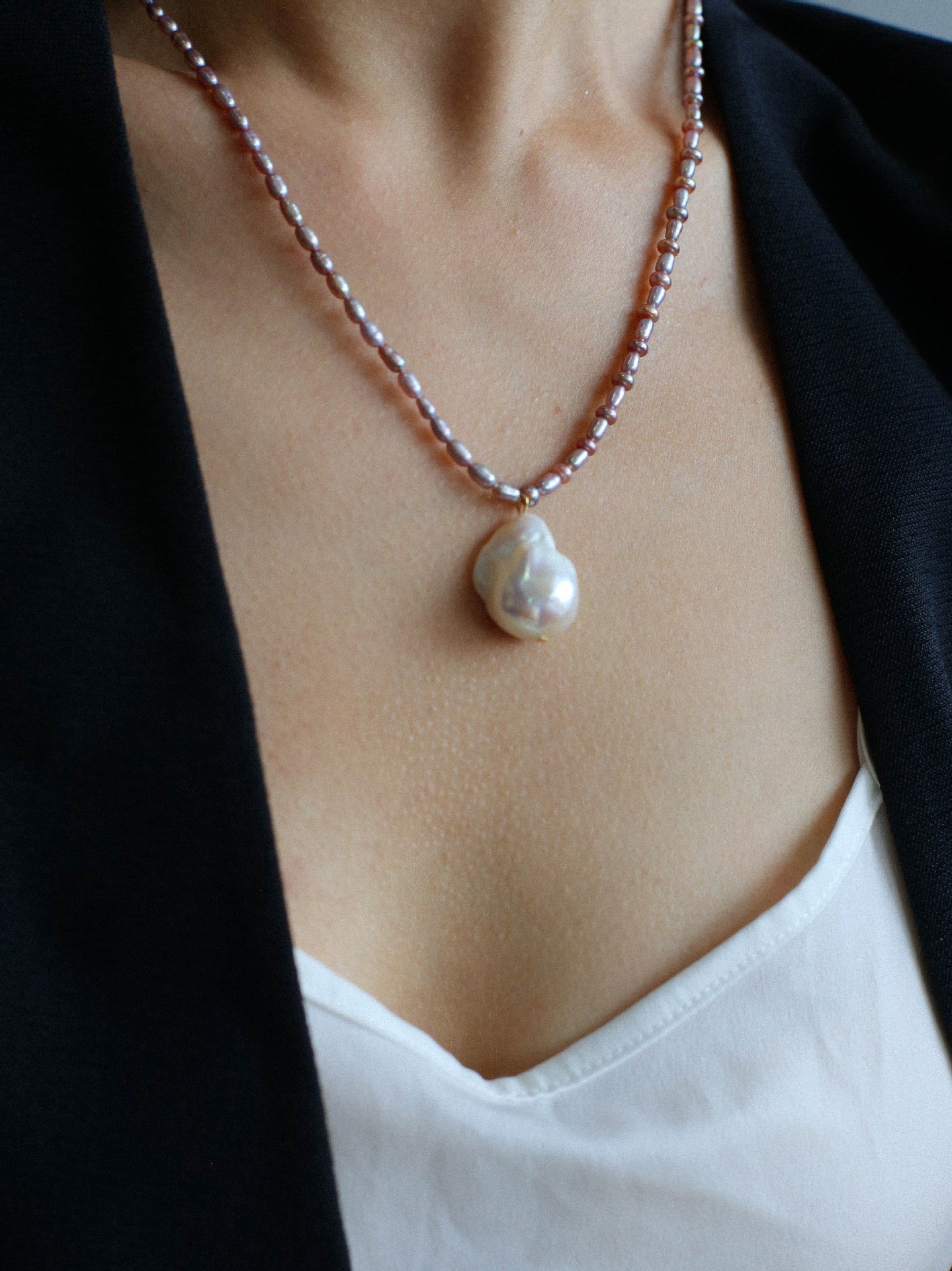 Rice Pearl and Purple Baroque Pearl Pendant Necklace - floysun