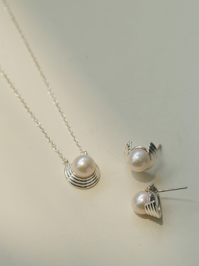 Simple Spiral Pearl Pendant Chain Necklace - floysun