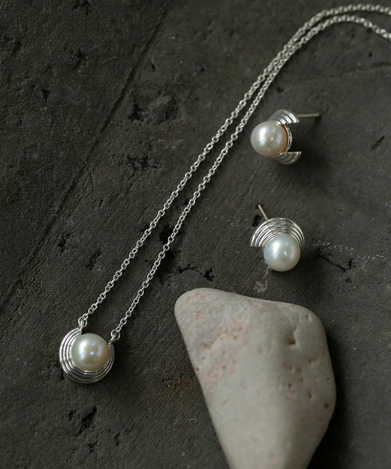 Simple Spiral Pearl Pendant Chain Necklace - floysun