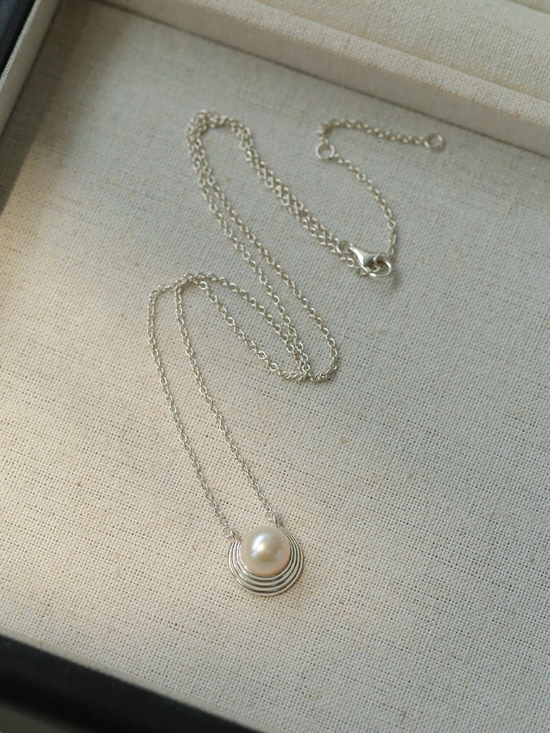 Simple Spiral Pearl Pendant Chain Necklace - floysun