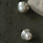 Simple Spiral Pearl Stud Earrings - floysun