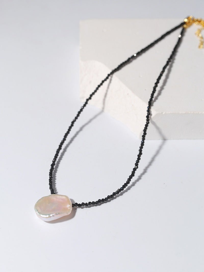 Single Large Petal Baroque Pearl Black Spinel Necklace - floysun