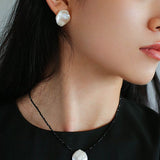 Single Large Petal Baroque Pearl Black Spinel Necklace - floysun