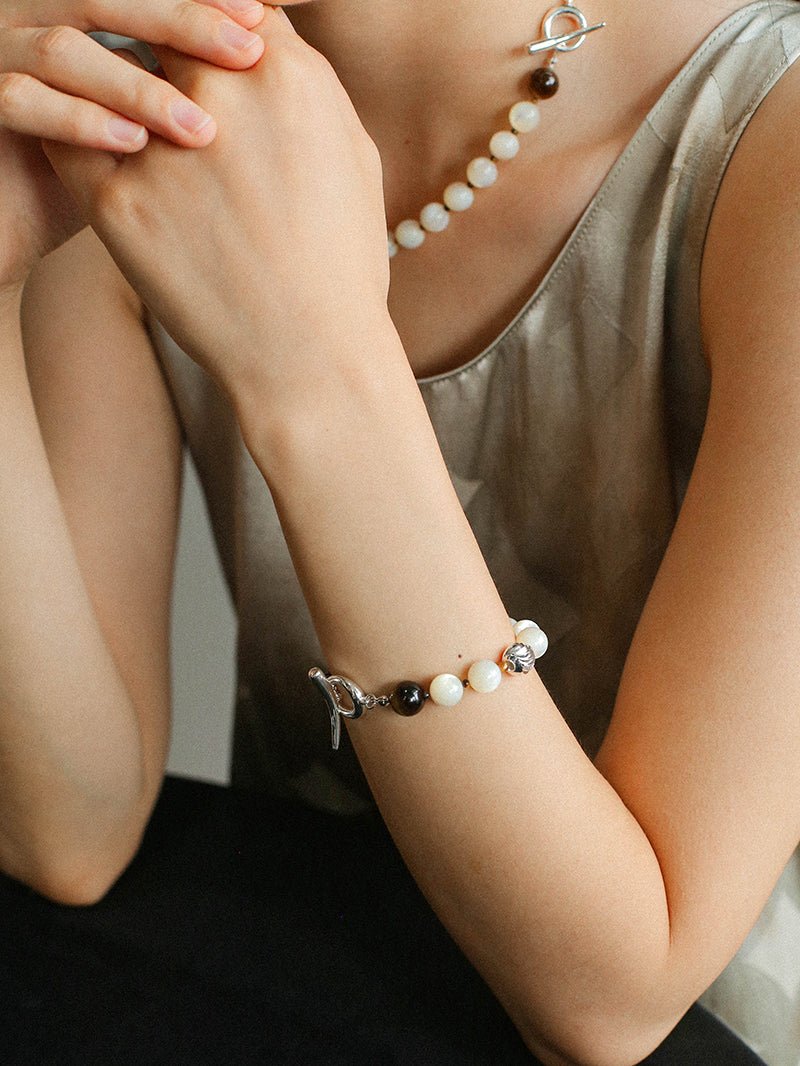 Smooth Mother of Pearls and Silver Shell Beaded OT Bracelet - floysun