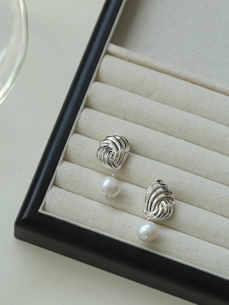 Spiral Metal Wind Stripe Pearl Drop Earrings - floysun