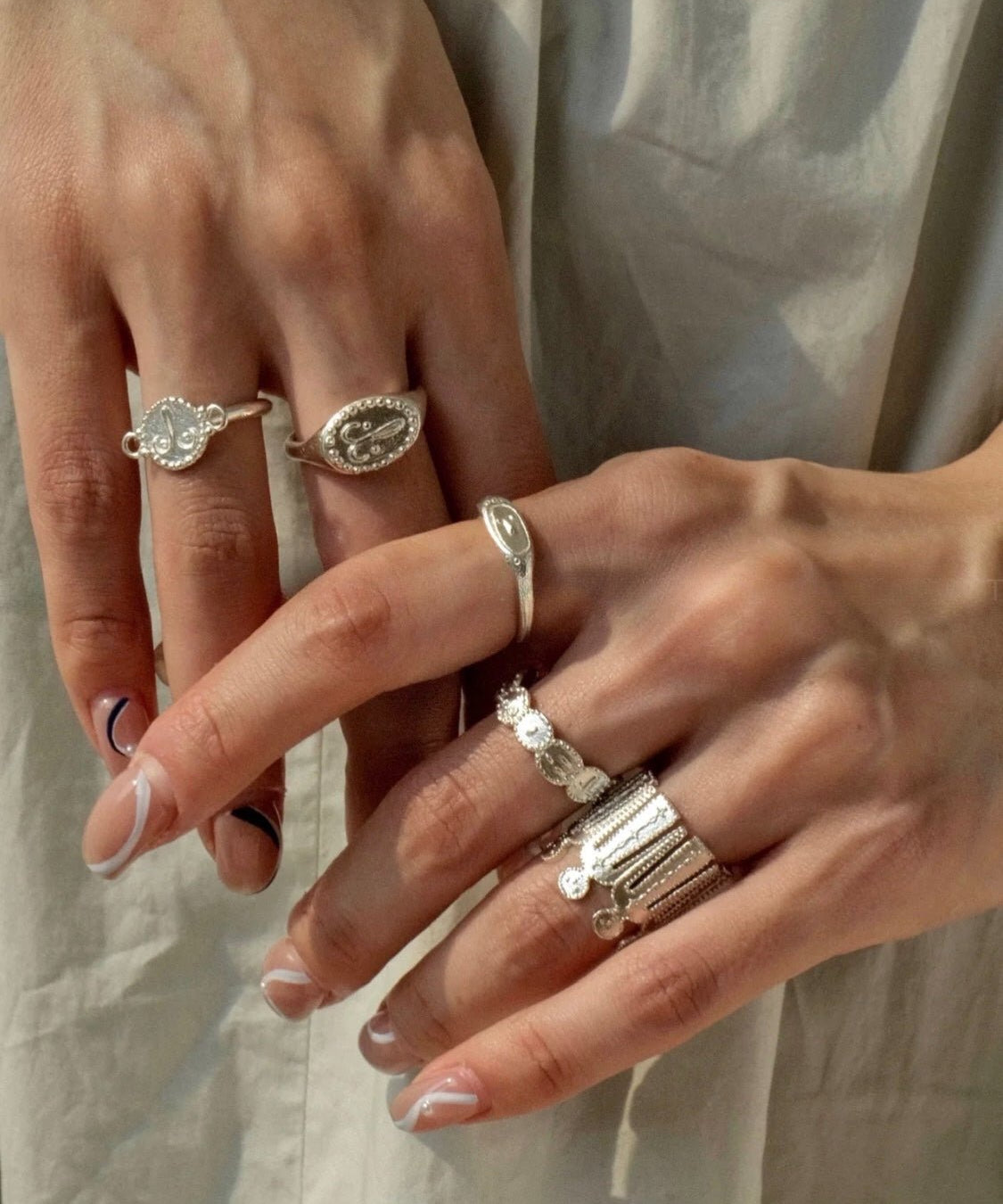 Sterling Silver Face Detail Ring - floysun