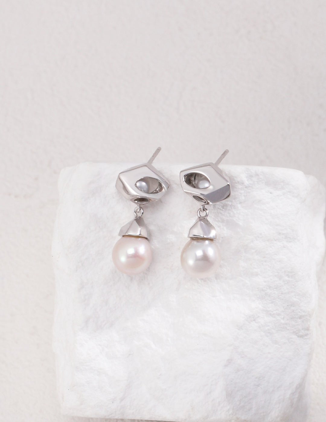 Sterling Silver Hollow Pearl Drop Earring - floysun