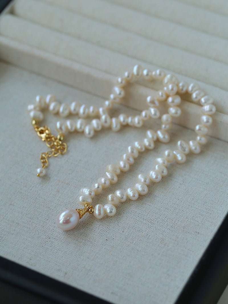 Stylish Classic Staggered Pearl Pendant Necklace - floysun