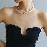 Stylishly Designed Chain Entanglement Pearl Necklace - Pearl - floysun