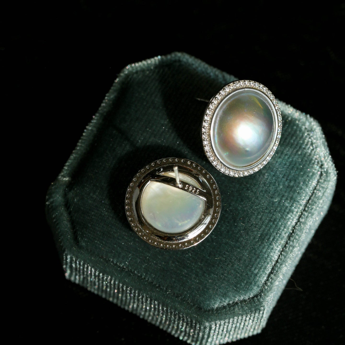 Surrounding Diamond Mabe Pearl Earrings - floysun