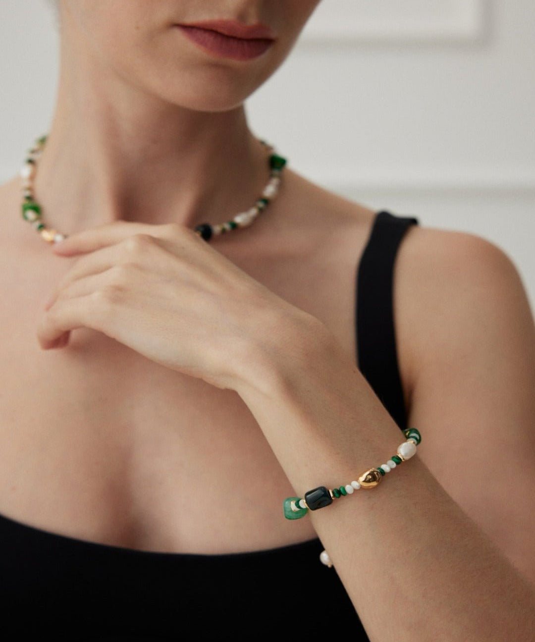 The Multielement Bracelet Featuring Malachite Pearls and Green Onyx - floysun