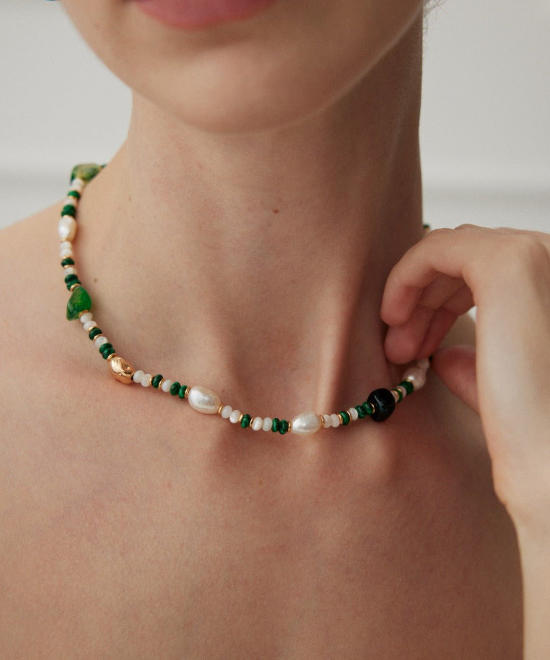 The Multielement Necklace Featuring Malachite Pearls and Green Onyx - floysun