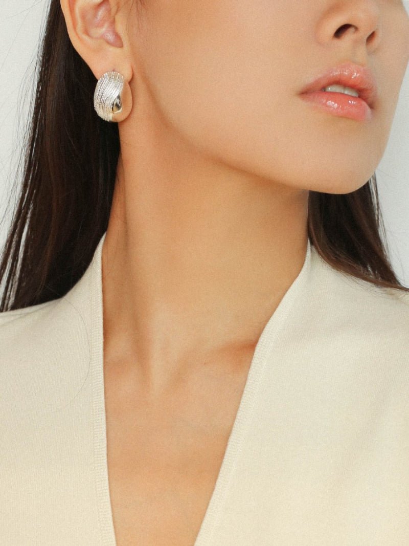 Trendy 3D Oval Water Wave Earrings - floysun