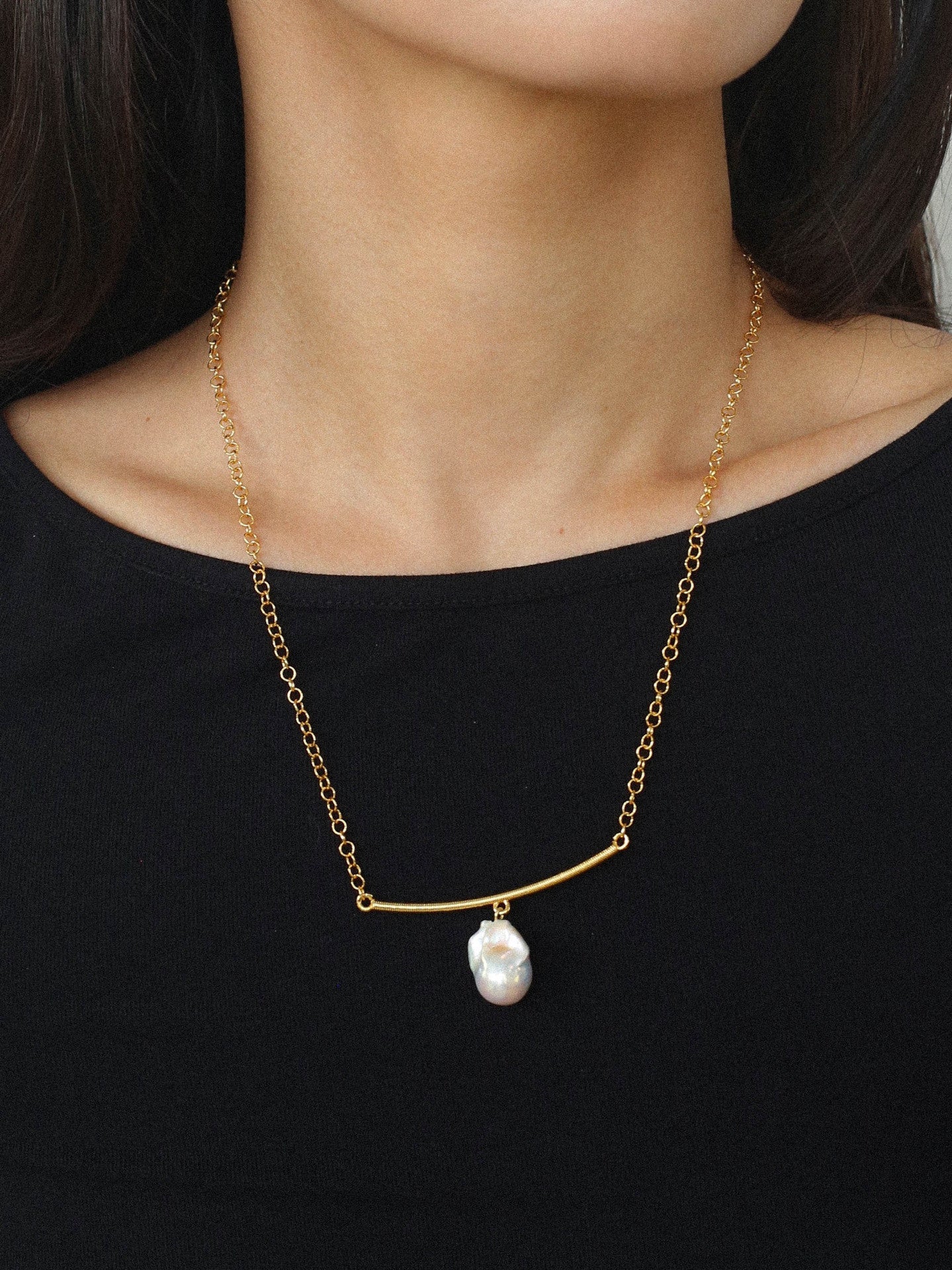 Versatile Curved Baroque Pearl Pendant Necklace - floysun