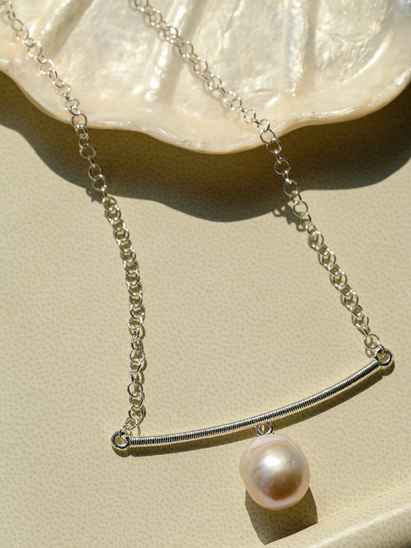 Versatile Curved Baroque Pearl Pendant Necklace - floysun