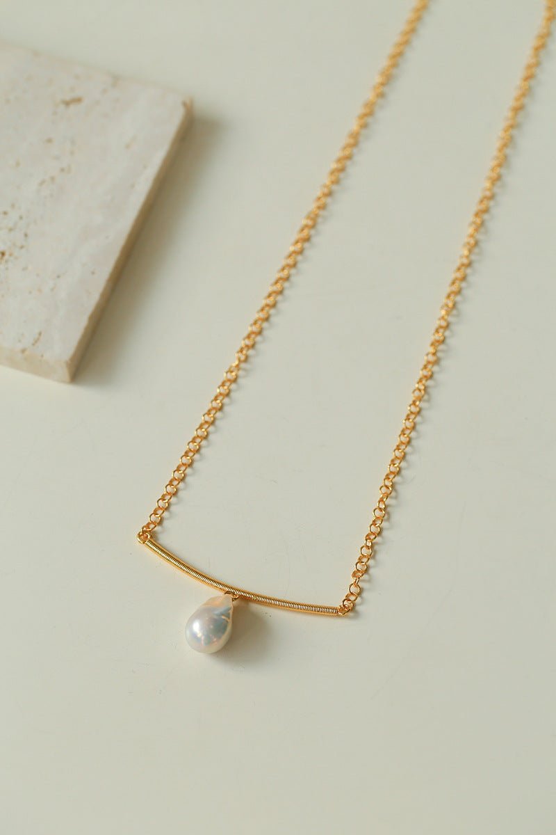 Versatile Curved Baroque Pearl Pendant Necklace - floysun