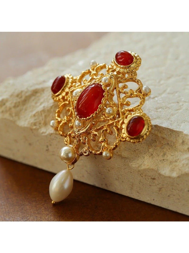 Vintage Courtly Elegance: Red Agate and Pearl Brooch - floysun