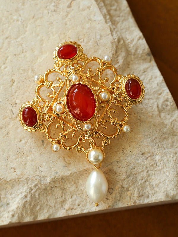 Vintage Courtly Elegance: Red Agate and Pearl Brooch - floysun