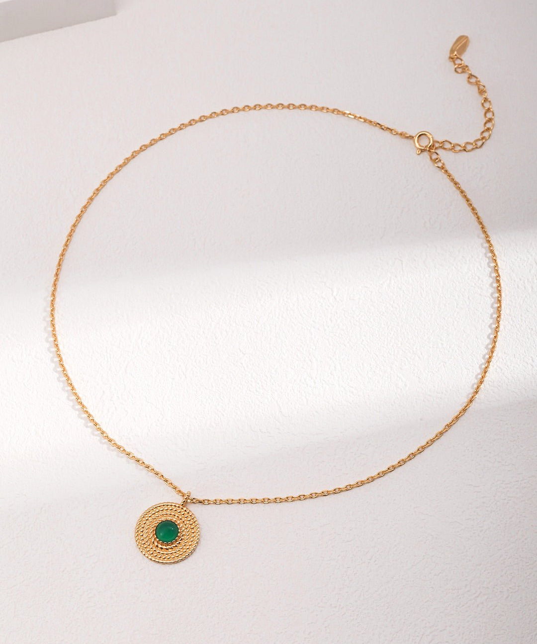 Vintage Disc Chrysoprase Pendant Necklace - floysun