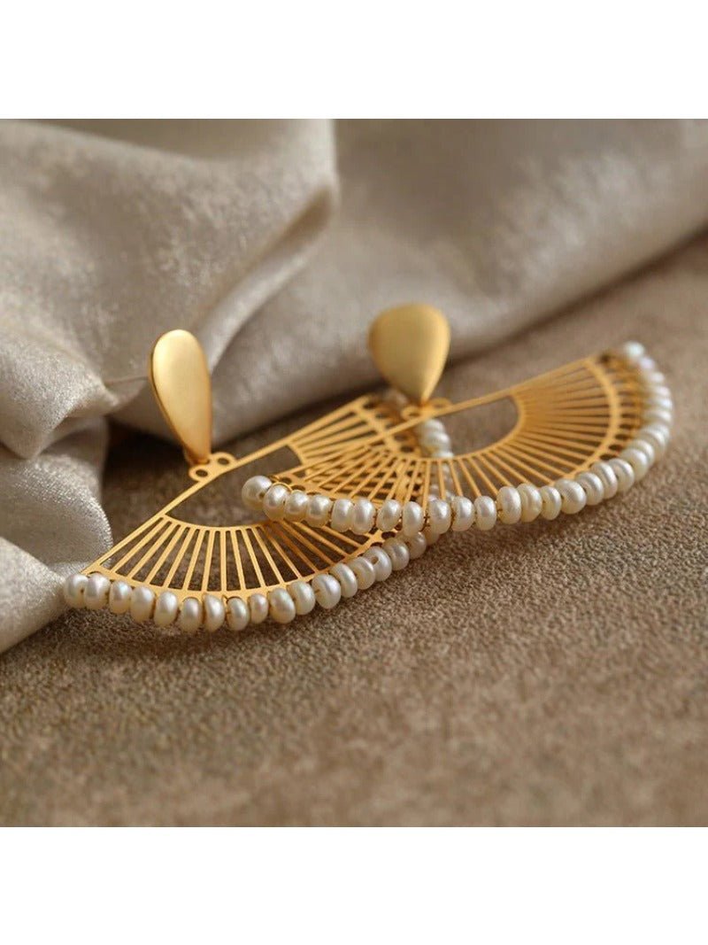 Vintage Frosted Gold Braided Pearl Fan Earrings - floysun