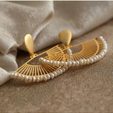 Vintage Frosted Gold Braided Pearl Fan Earrings - floysun