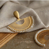 Vintage Frosted Gold Braided Pearl Fan Earrings - floysun