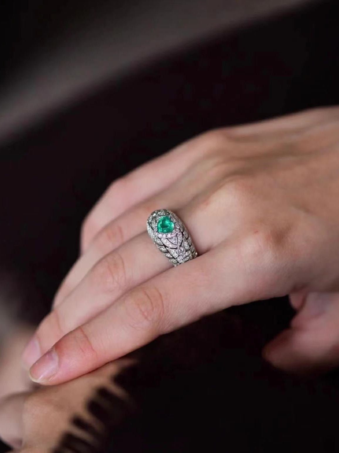 Vintage Heart - Shaped Emerald and Diamond Ring - floysun