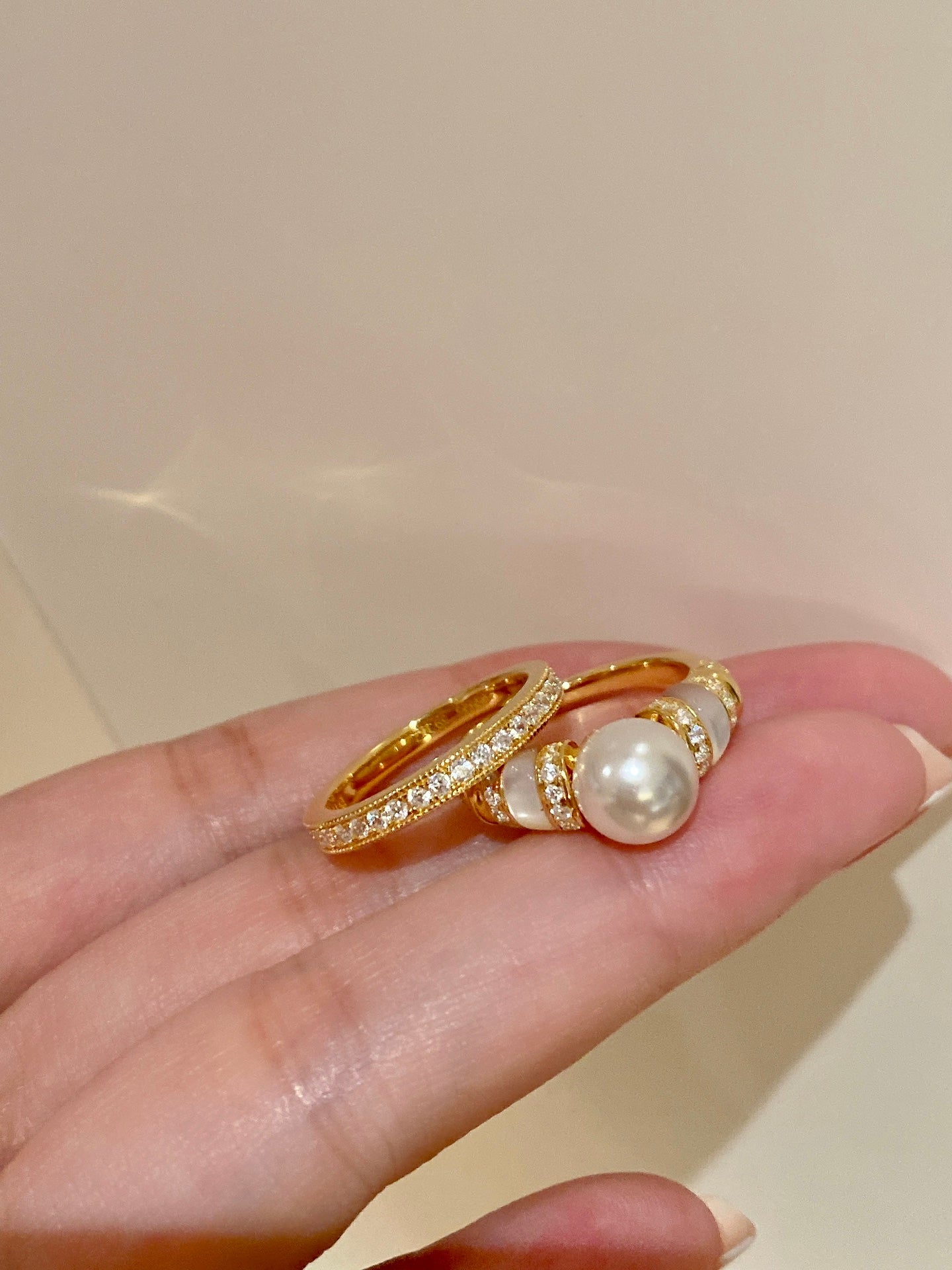 Vintage Mother - of - Pearl Pearl Elegance Pavé Ring - floysun