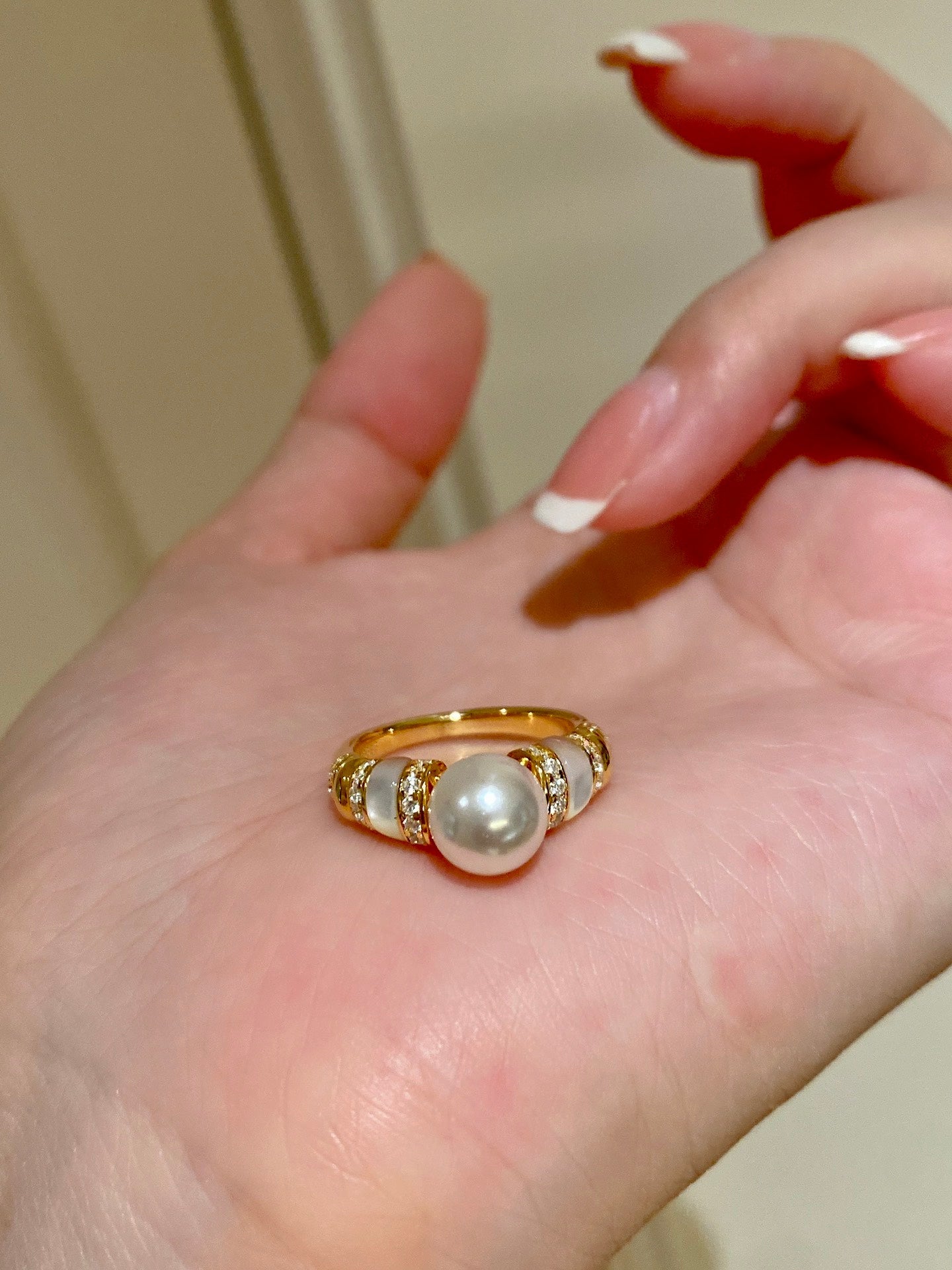 Vintage Mother - of - Pearl Pearl Elegance Pavé Ring - floysun