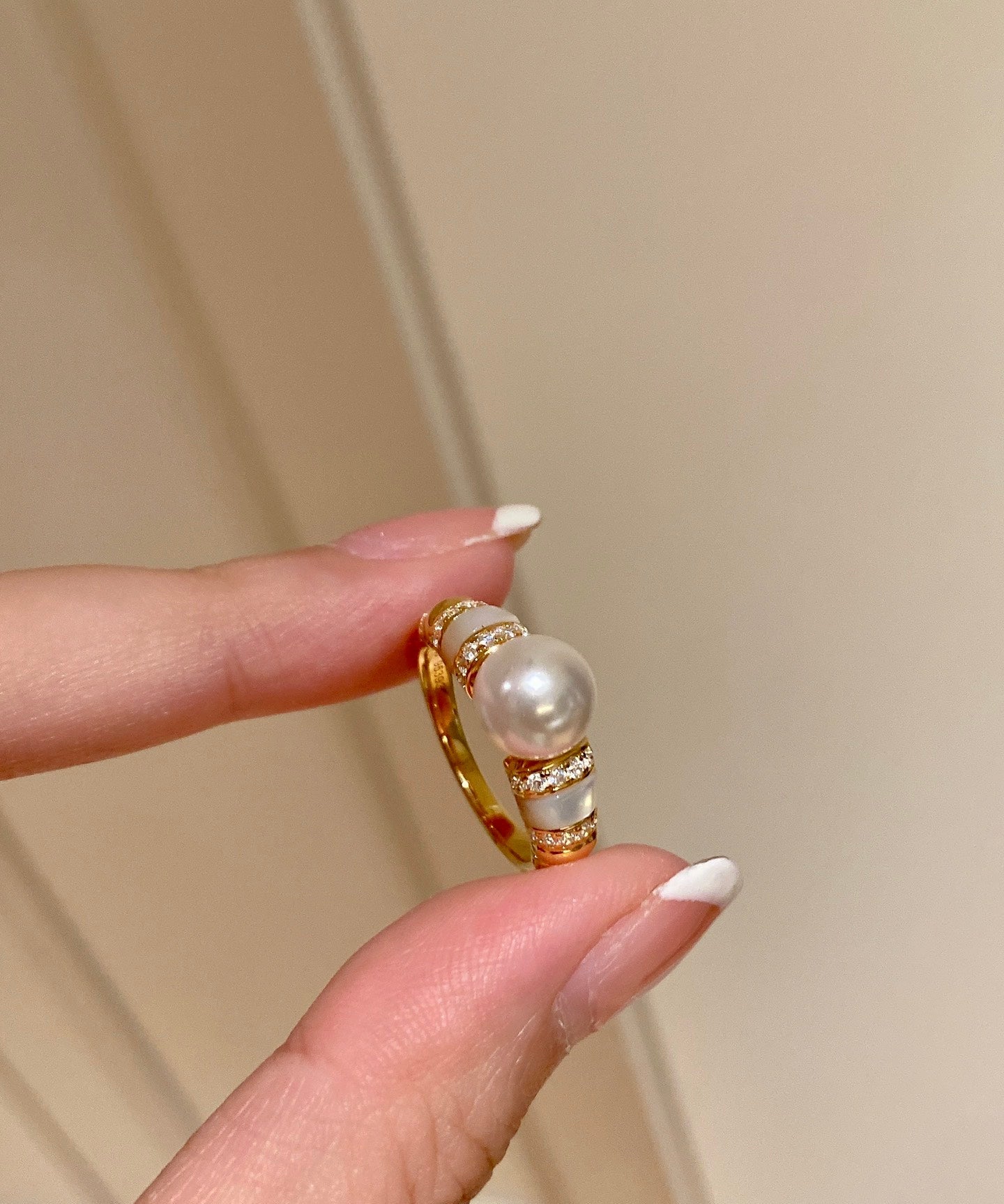 Vintage Mother - of - Pearl Pearl Elegance Pavé Ring - floysun