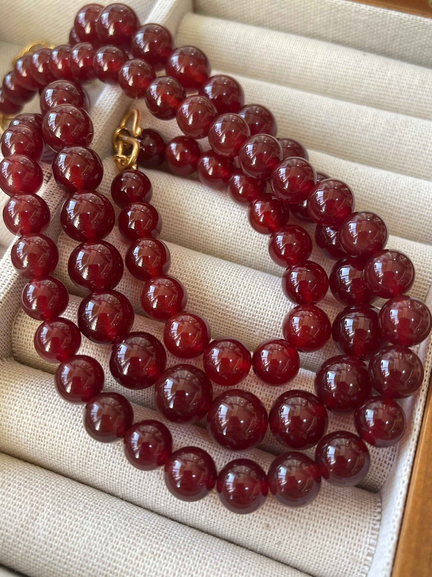 Vintage Red Onyx 12mm Round Beaded Necklace - floysun