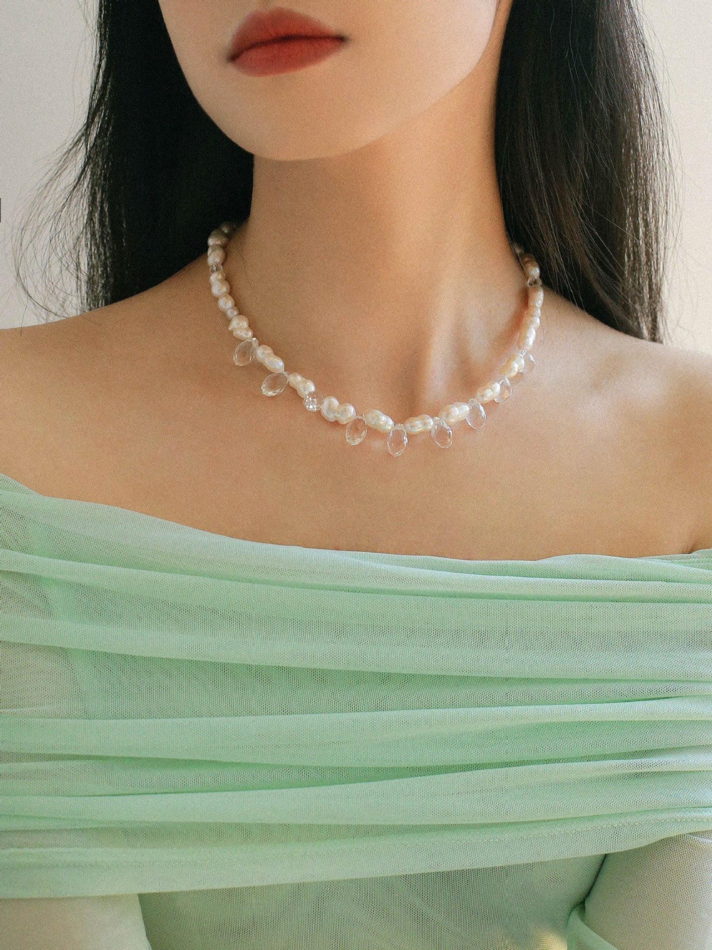 White Crystal Spliced Pearl Necklace - floysun