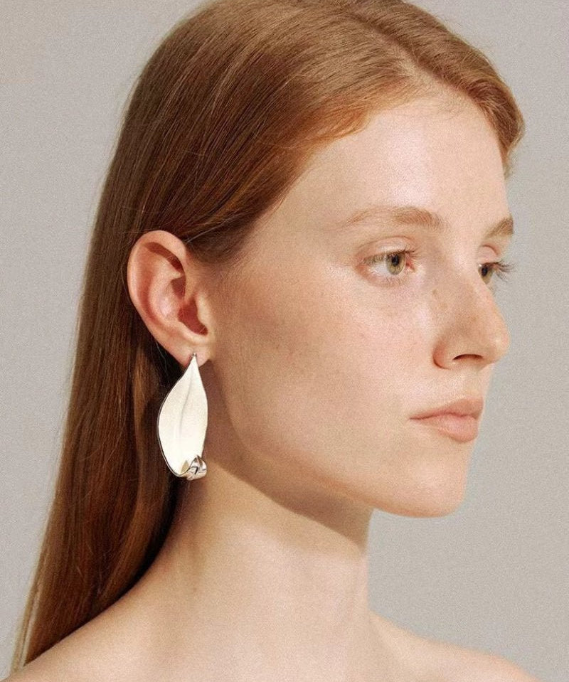 White Enamel Scroll Leaf Statement Earrings - floysun