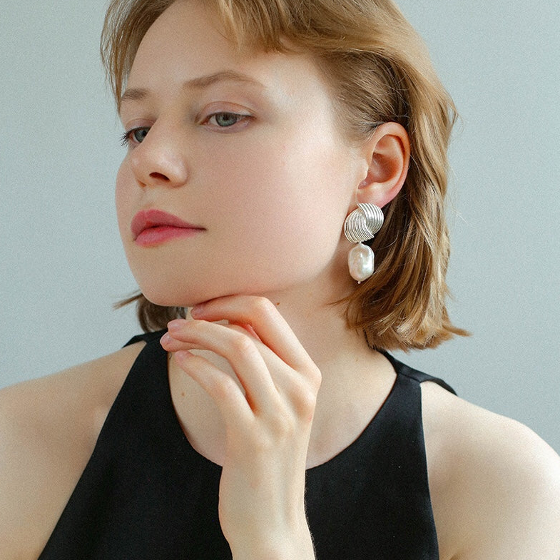Baroque Pearl Twisted Metal Stripe Texture Earrings