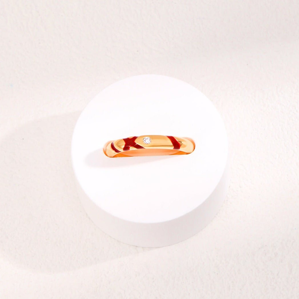 Gold Simple Intertwined Red Line Zircon Rings - floysun