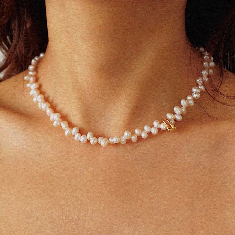 Simple Staggered Pearl Clavicle Necklace - floysun