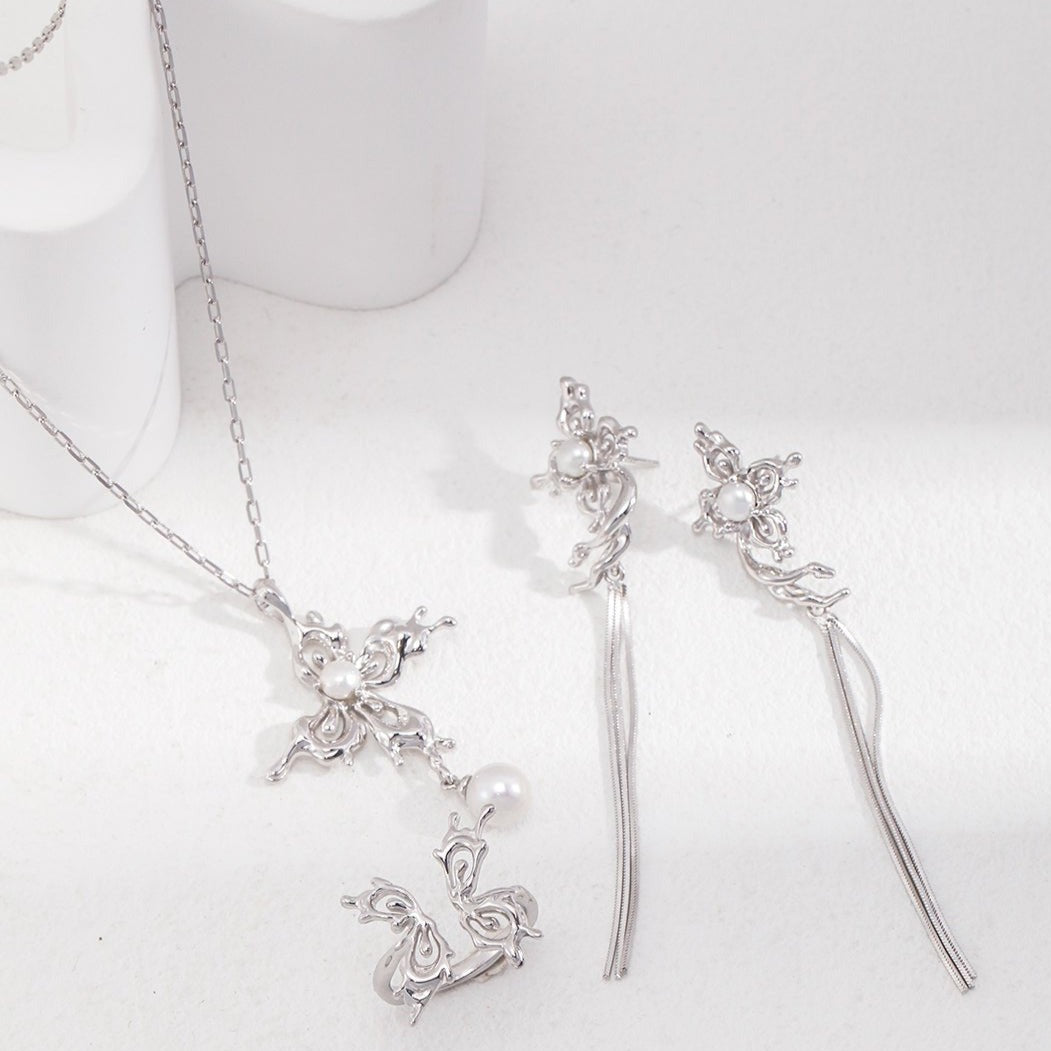 Sterling Silver Hollow Butterfly Pearl Necklaces - floysun