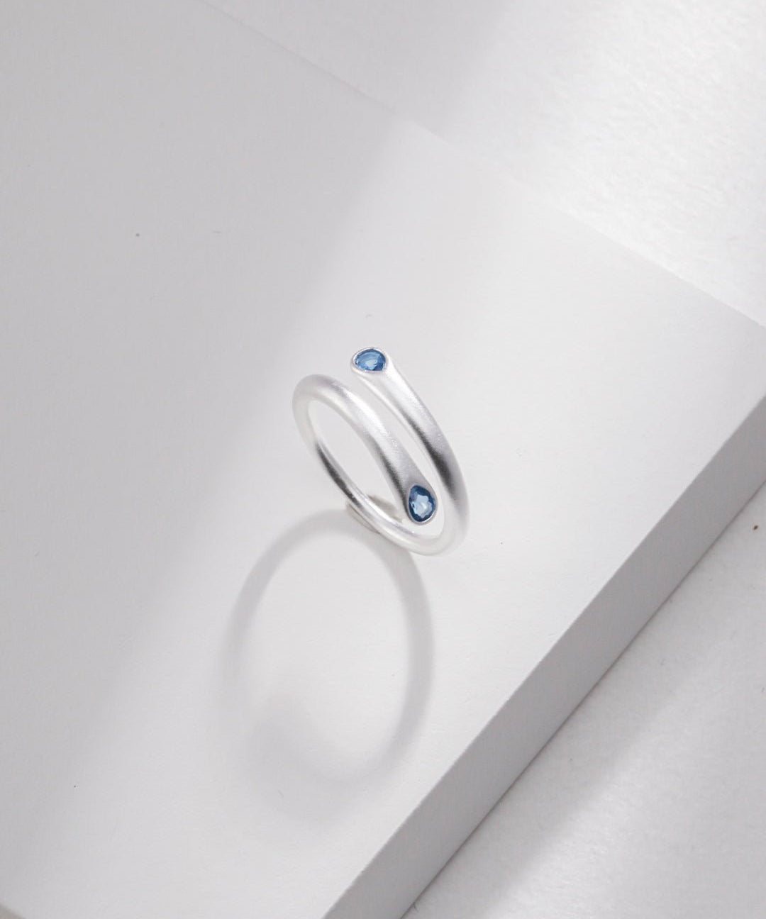 Sterling Silver Minimalist Sapphire Rings - floysun